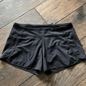 Lululemon 2” speed up short